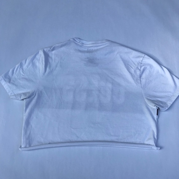 Guess Graphic Black and White Crop Top - Picture 3 of 8